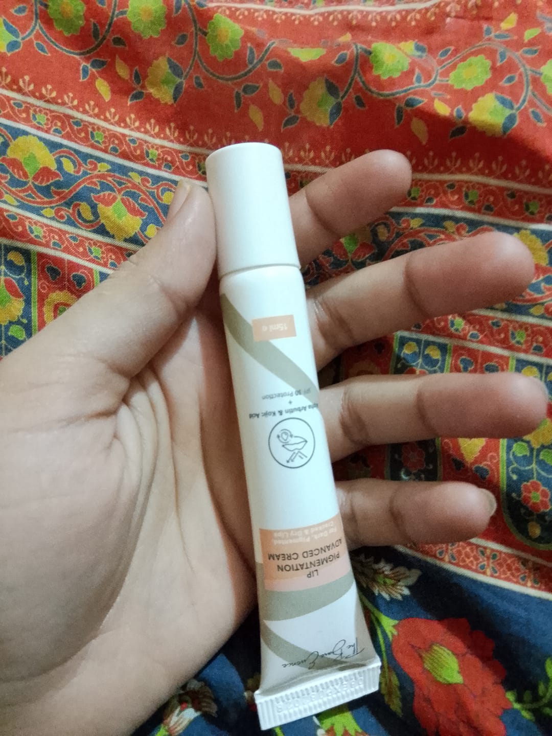 Customer photo review of Pack of 2 Lip Cream + FREE Facewash