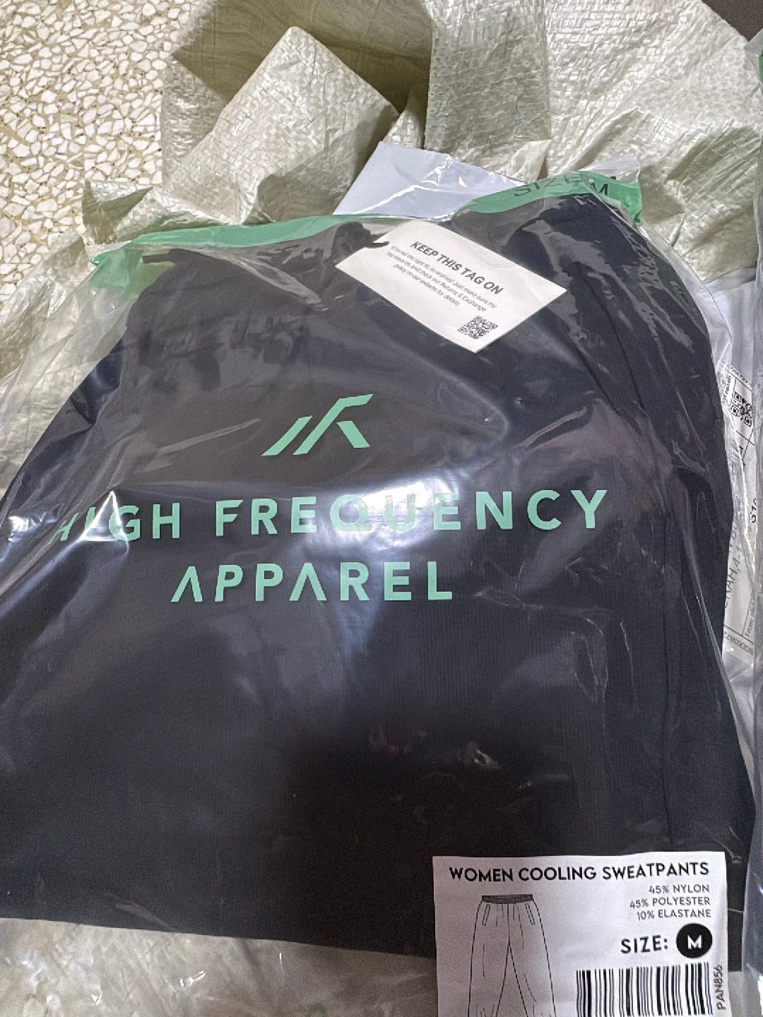 Customer photo review of Ultra Cooling Jogger Pants
