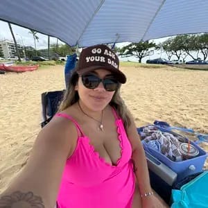 Customer photo review of Emoswim - Damen Badeanzug Bauchweg Bademode Bogenkante Bedeckendes Knoten-Badekleid