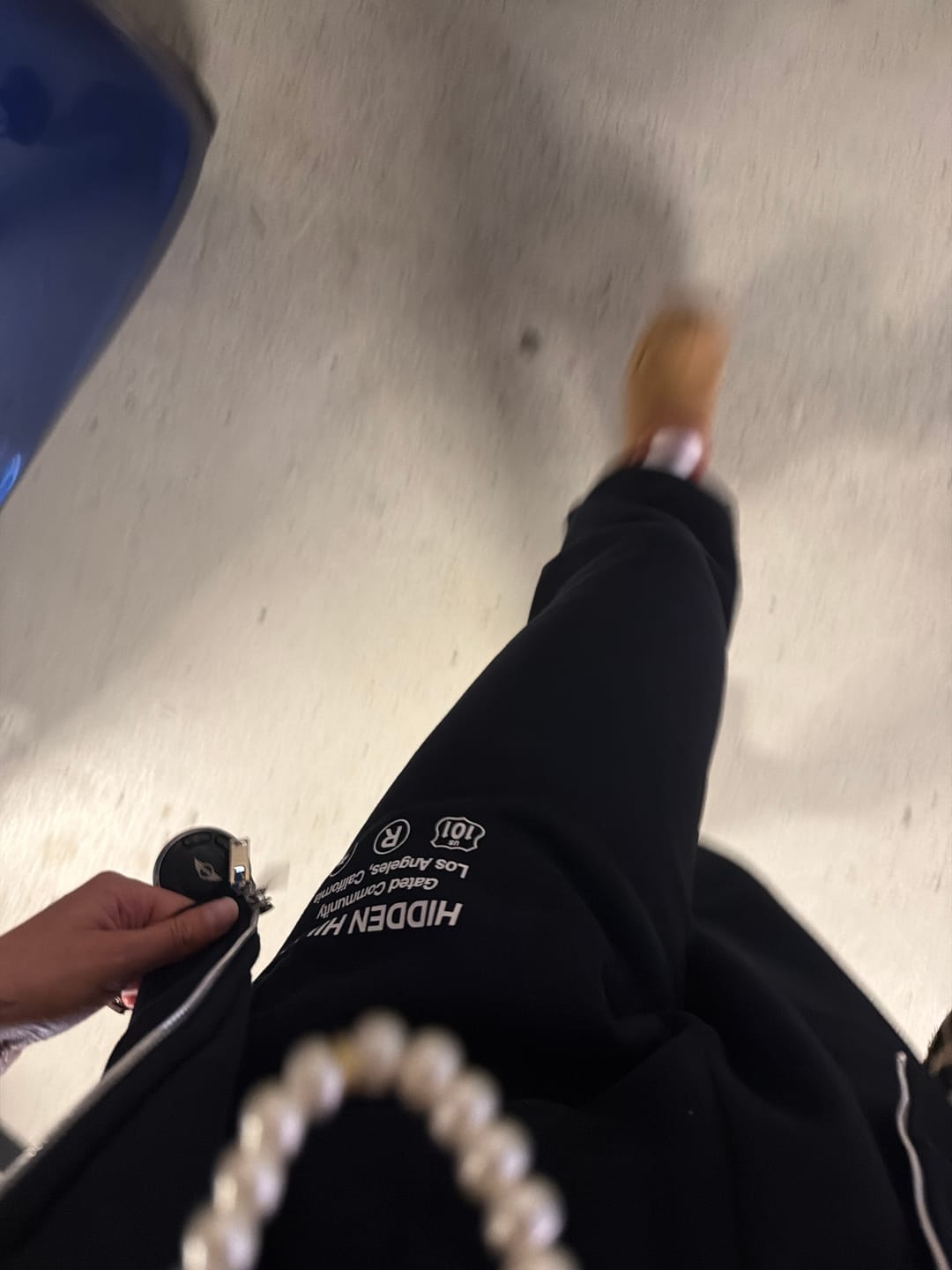 Kundenbewertung mit Foto von LABEL CUFFED SWEATPANTS BLACK