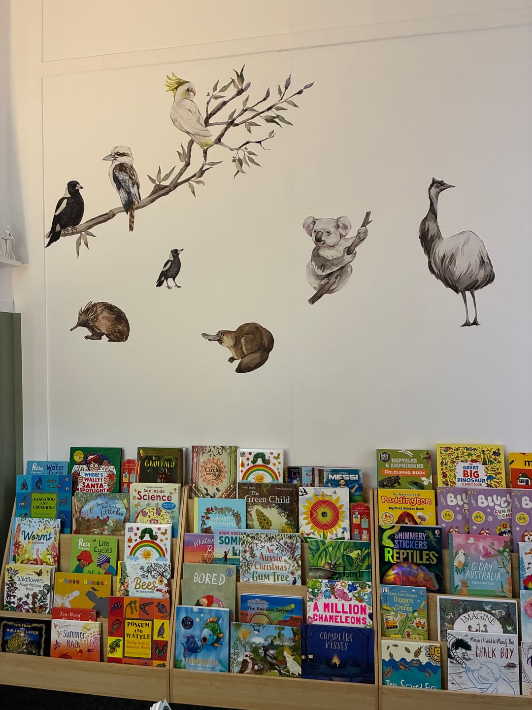 Customer photo review of Extended Gum Tree Branch + Animals