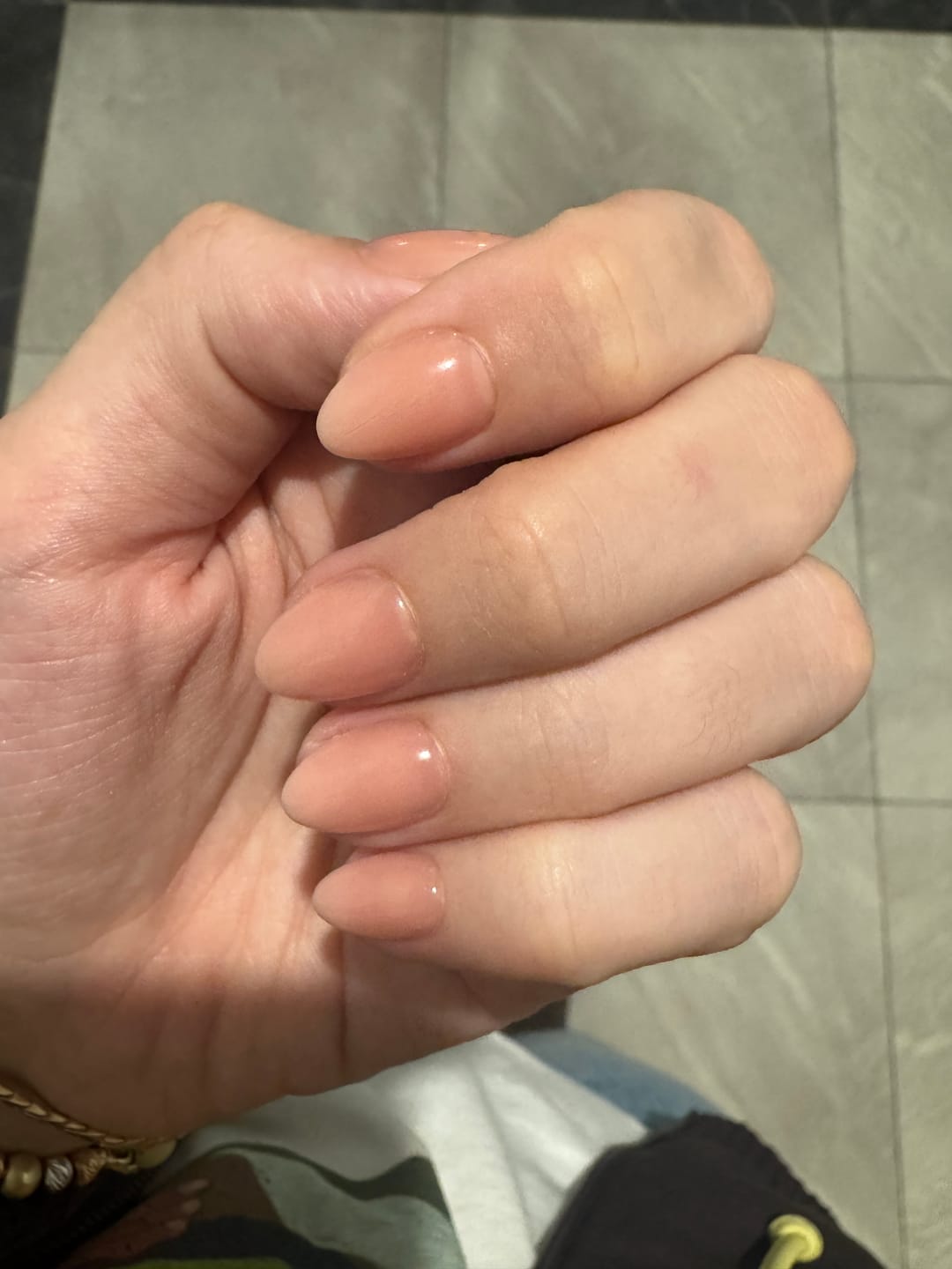 Customer photo review of Blush Beige Jel Takma Tırnak Kısa Oval 30 Adet