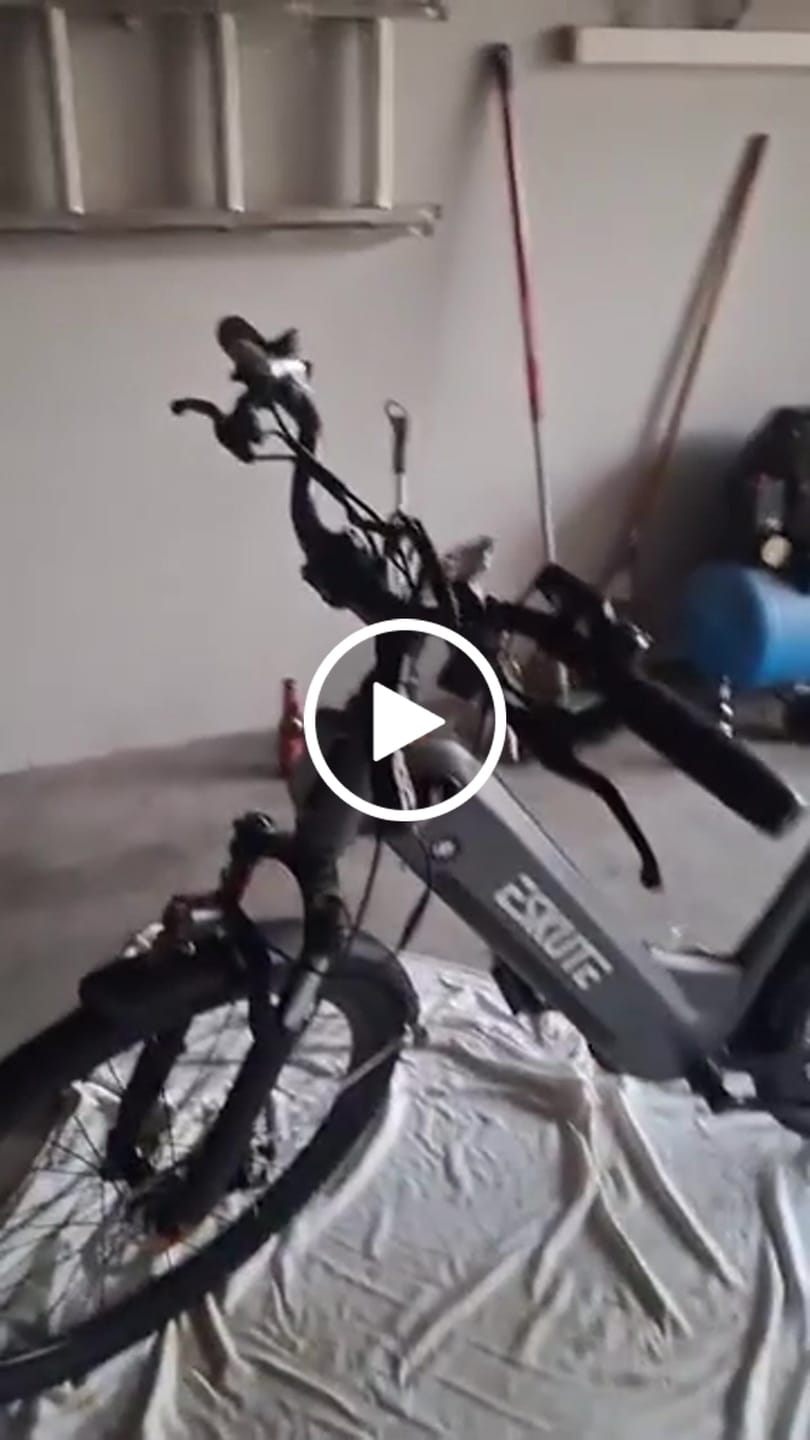 Customer video review of Eskute C202 City E-Bike