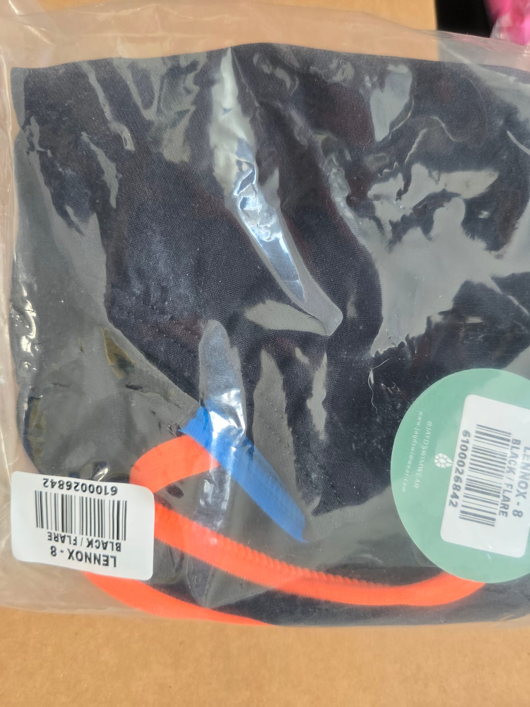 Customer photo review of LENNOX ONE PIECE - Black|Flare