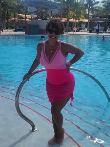 Customer photo review of Emoswim - Damen Badekleid Bauchweg Badeanzüge Schlankmachendes Transparentes Mesh Sarong-Wickelrock Bademode
