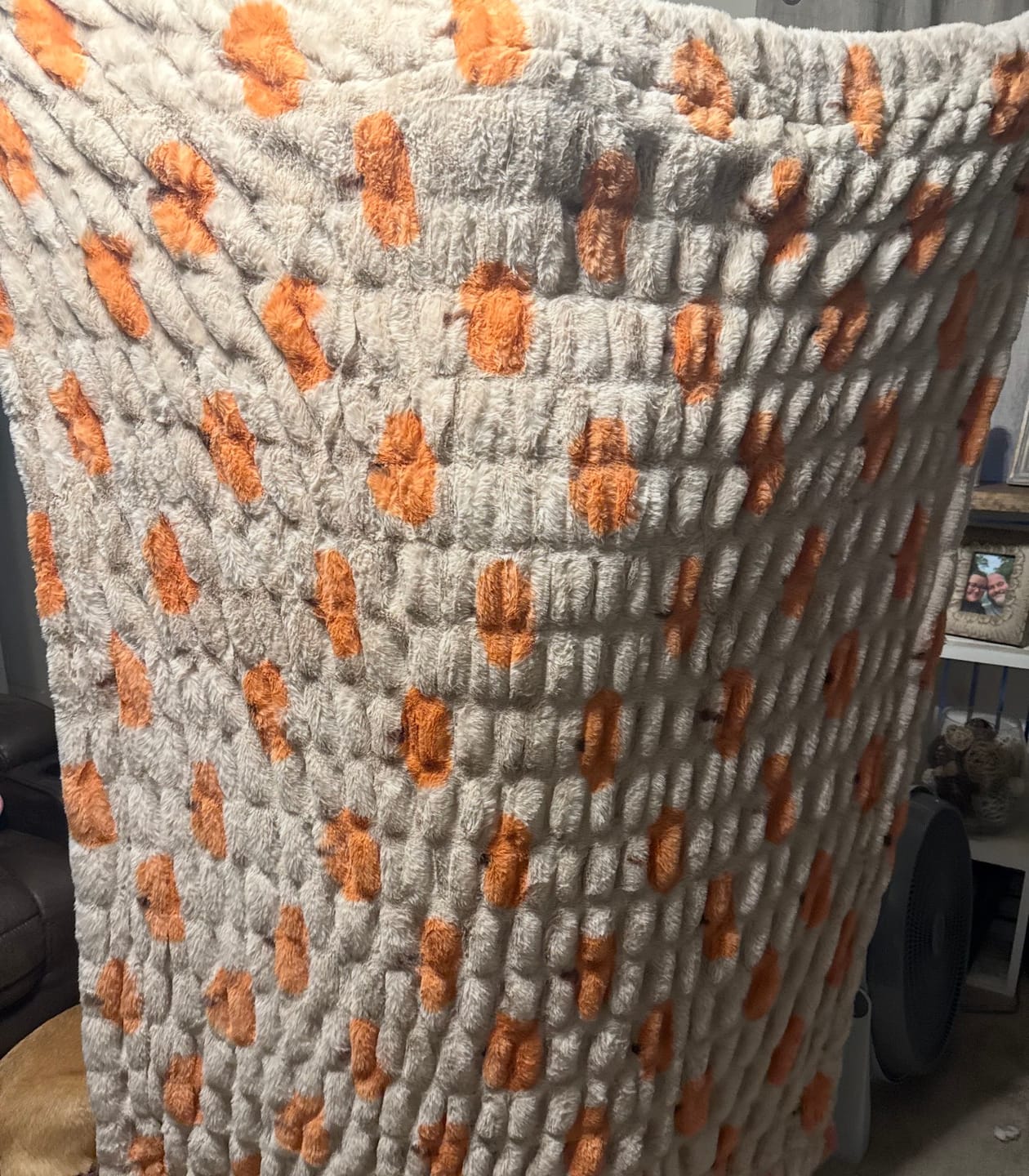Customer photo review of Hugs Pumpkins Blanket
