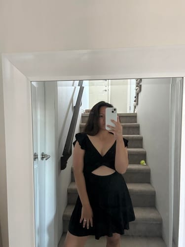 Customer photo review of Emoswim - Damen Badeanzug Rüschen Cut-Out Badekleid Bauchweg V-Ausschnitt Wickel-Bademode