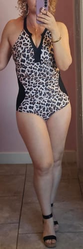 Customer photo review of Emoswim - Damen Badeanzug Bauchweg Bedeckende Große Größen Bademode Volle Abdeckung Retro Colorblock Badeanzug
