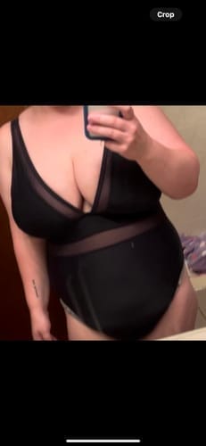 Customer photo review of Emoswim - Damen Große Größen Badeanzug V-Ausschnitt Transparentes Mesh Bauchweg Bademode