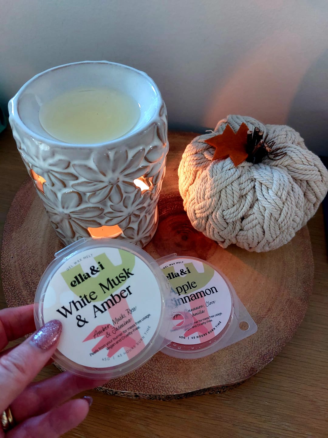 Customer photo review of White Musk & Amber Gel Melt