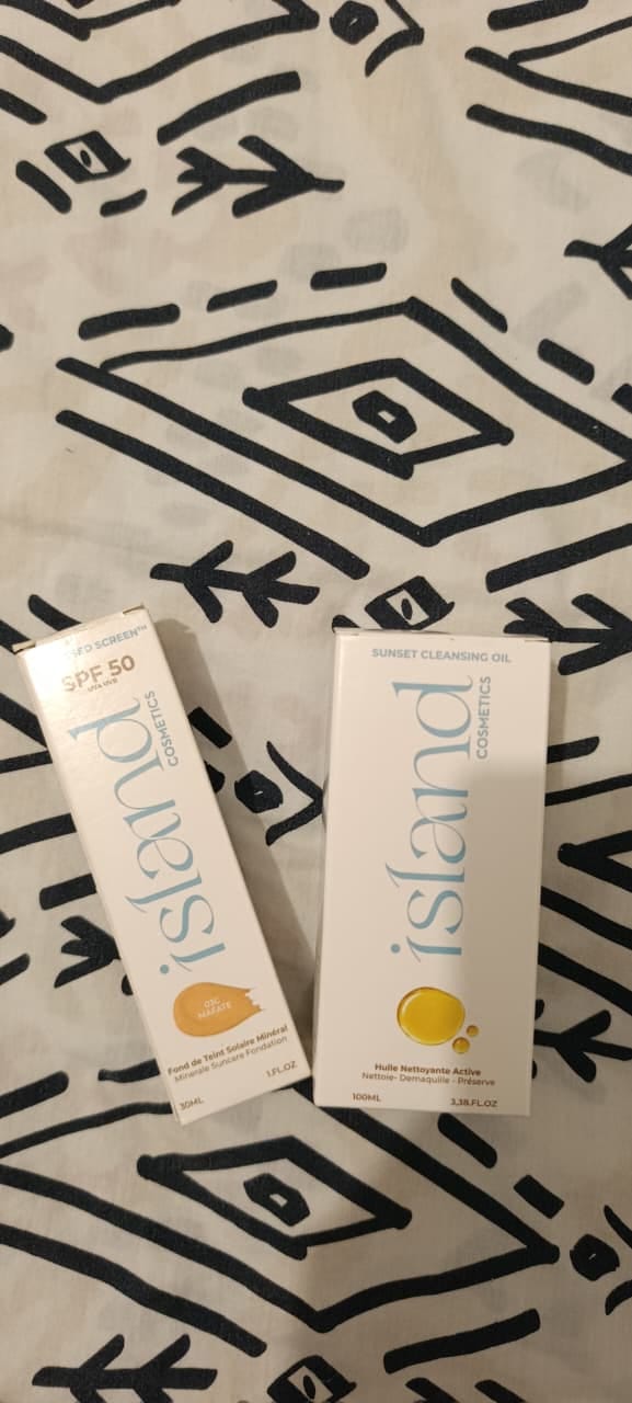 Customer photo review of Fond de teint 3-en-1 SPF 50 minéral