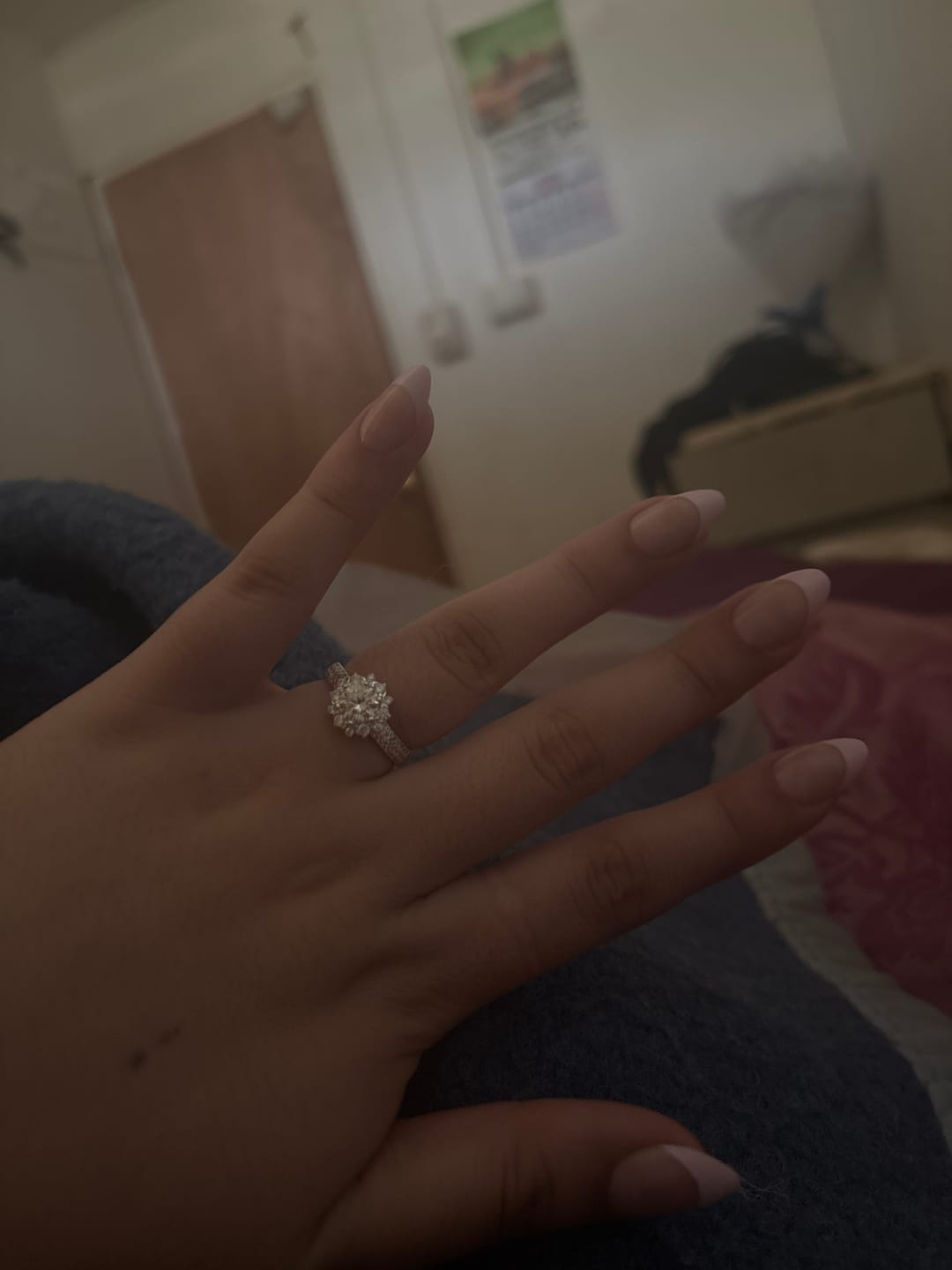 Reseña de Fernanda P. sobre Anillo Flor Solitario Moissanita