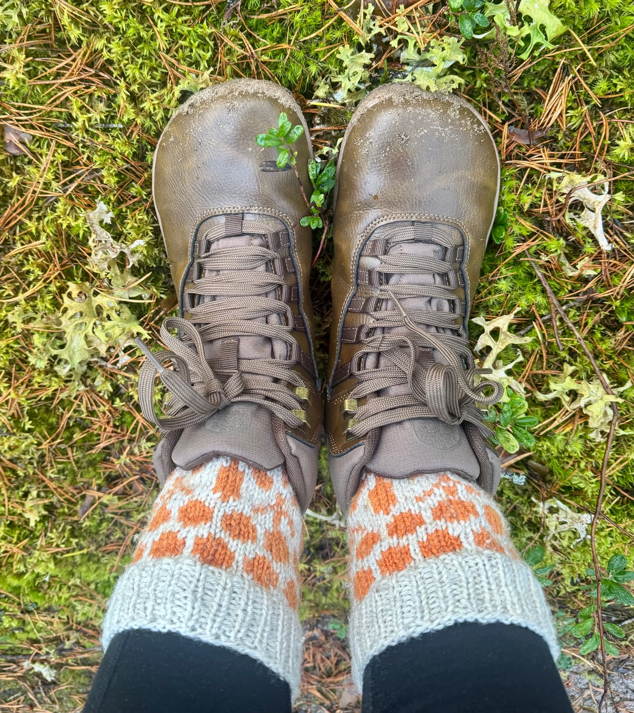 Customer photo review of Vaistoa Uoma 2 -paljasjalkavaelluskengät