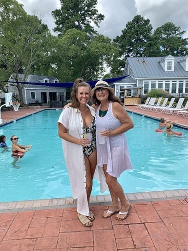 Customer photo review of Emoswim - Weißer einfarbiger langer Sonnenschutz-Cardigan Cover-Up