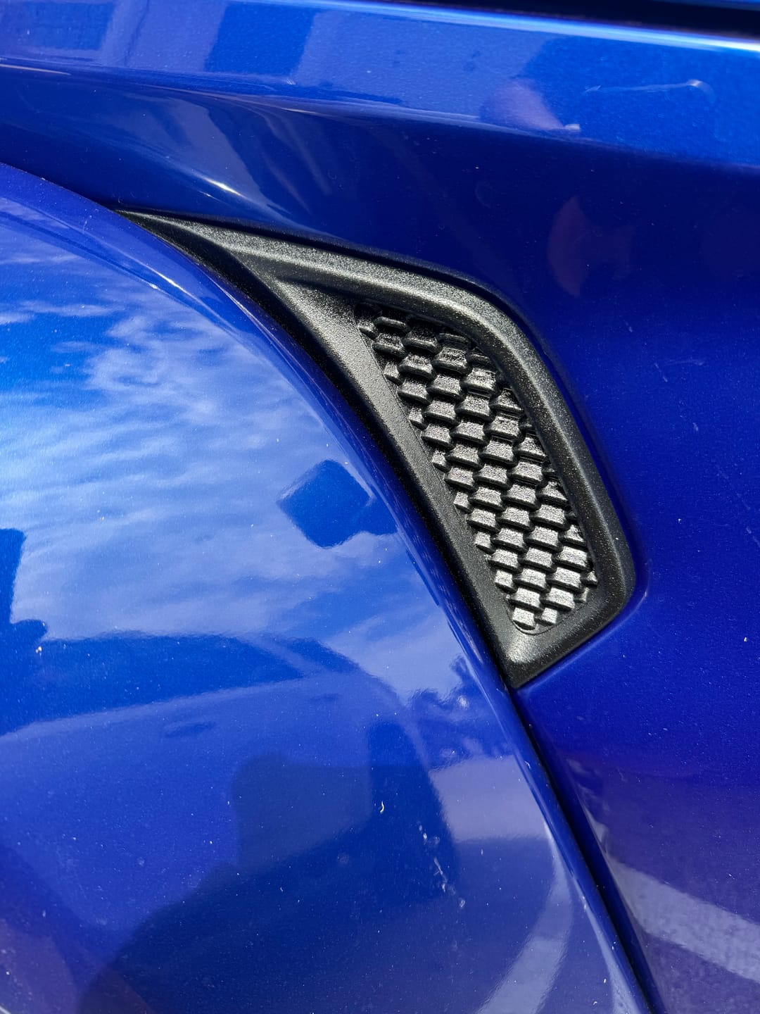 Customer photo review of Raptorized Side Vents Fits Wrangler JL Gladiator JT