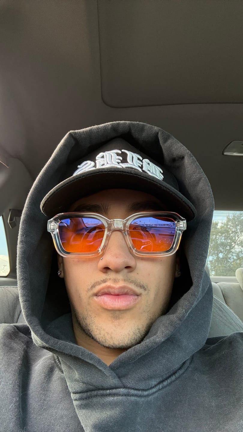 Customer photo review of CLEAR STREAMERS 85% BLUE LIGHT BLOCKERS
