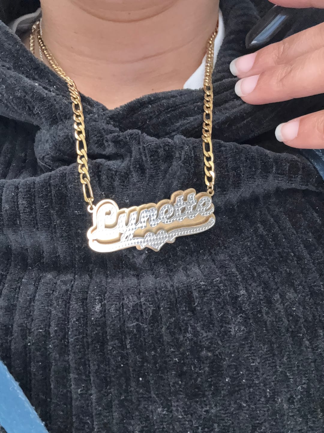 Customer photo review of Double Plated Pop Out Heart Name Necklace w/ Figaro Chain