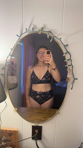 Customer photo review of Emoswim - V-Ausschnitt High Waist Bikini
