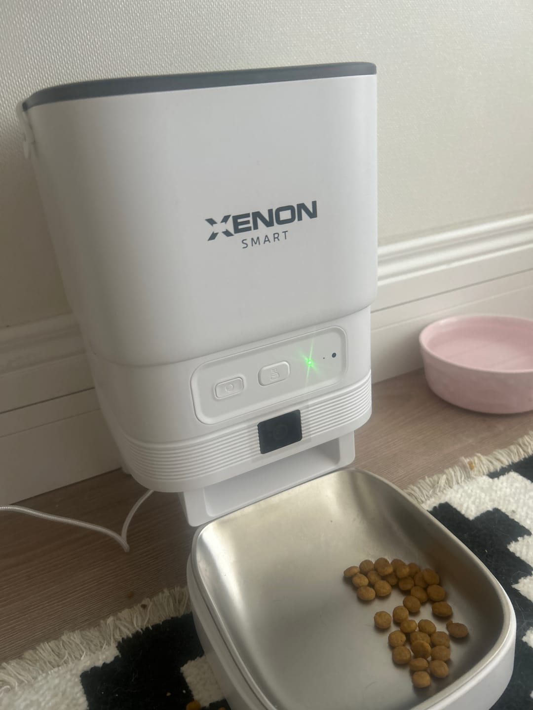 Customer photo review of Akıllı Mama Kabı (Kameralı) | 1080p, 4L, Mobil Kontrol, Çelik Kase, Gece Görüş (X8614)