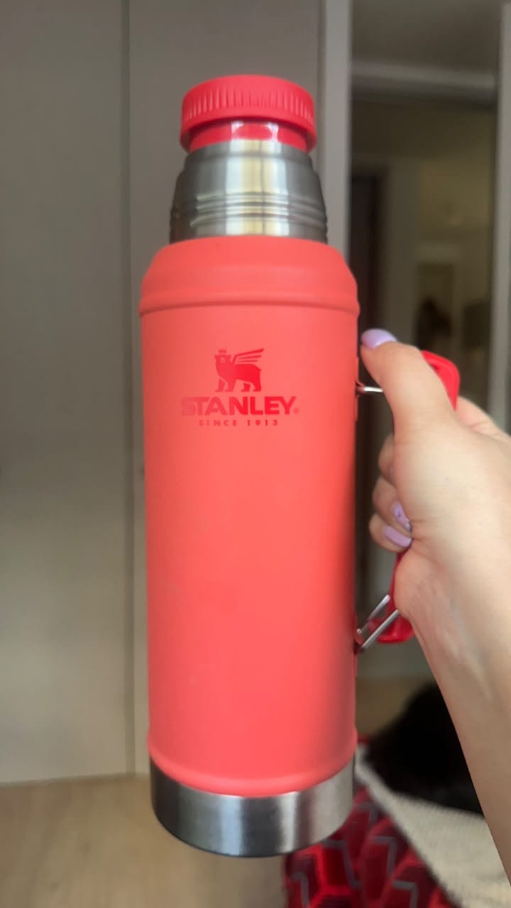 Customer photo review of Termo Classic Hot Coral | 950 ml