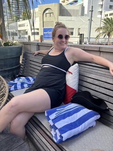 Customer photo review of Emoswim - Damen High Waist Bikini-Sets Sportliche Zweiteilige Badeanzüge Colorblock Cheeky High-Cut Bademode