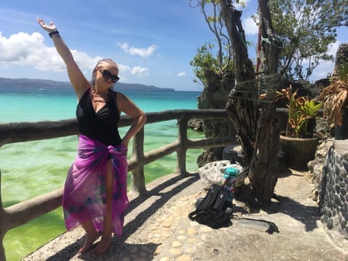 Customer photo review of Emoswim - Bauchweg Badeanzüge für Damen Schlankmachender Einteiler Bademode