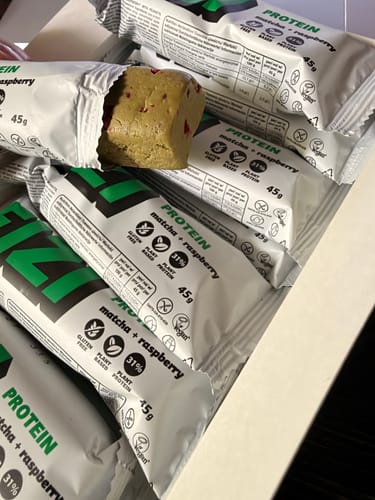 Customer photo review of Matcha + Raspberry x10 шт.