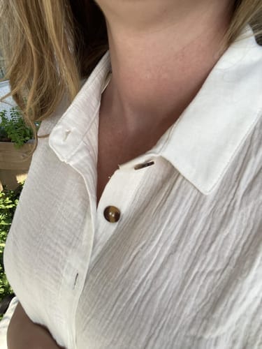 Customer photo review of Emoswim - Weißer einfarbiger langer Sonnenschutz-Cardigan Cover-Up