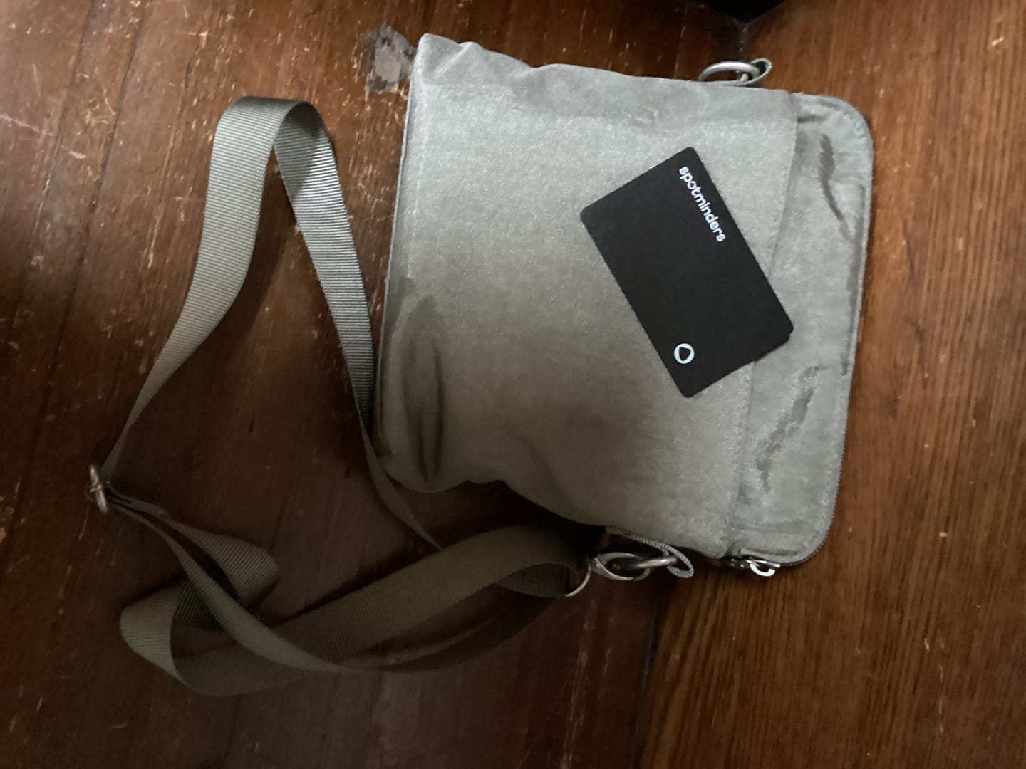 Customer photo review of Spotminders Wireless Charger