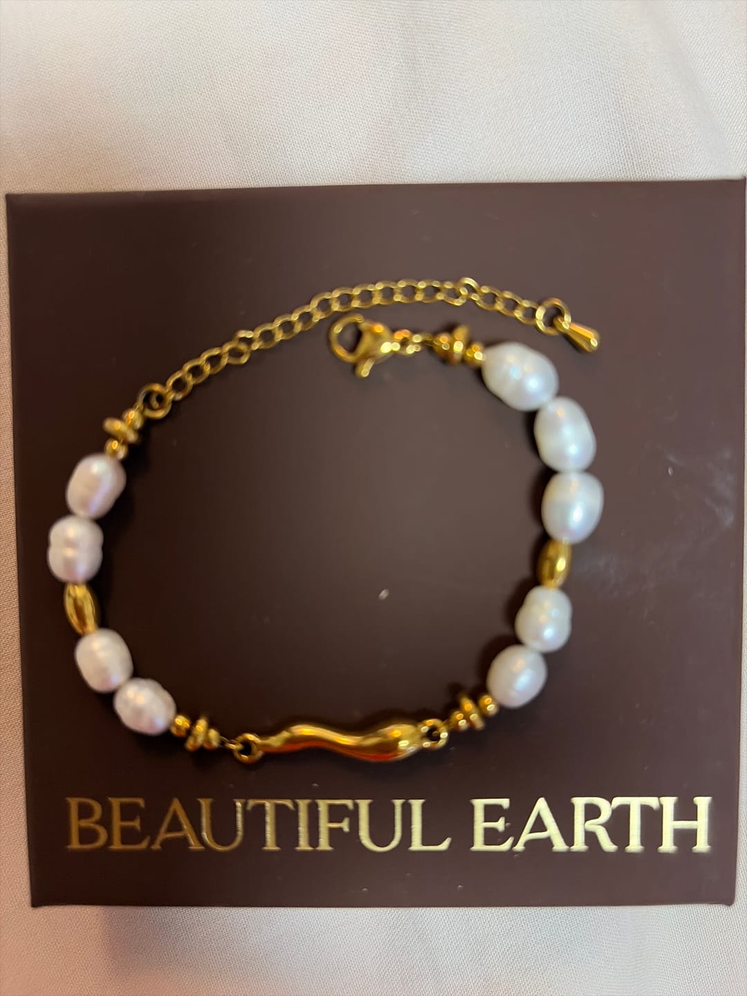 Customer photo review of Lovina Pearl Bracelet
