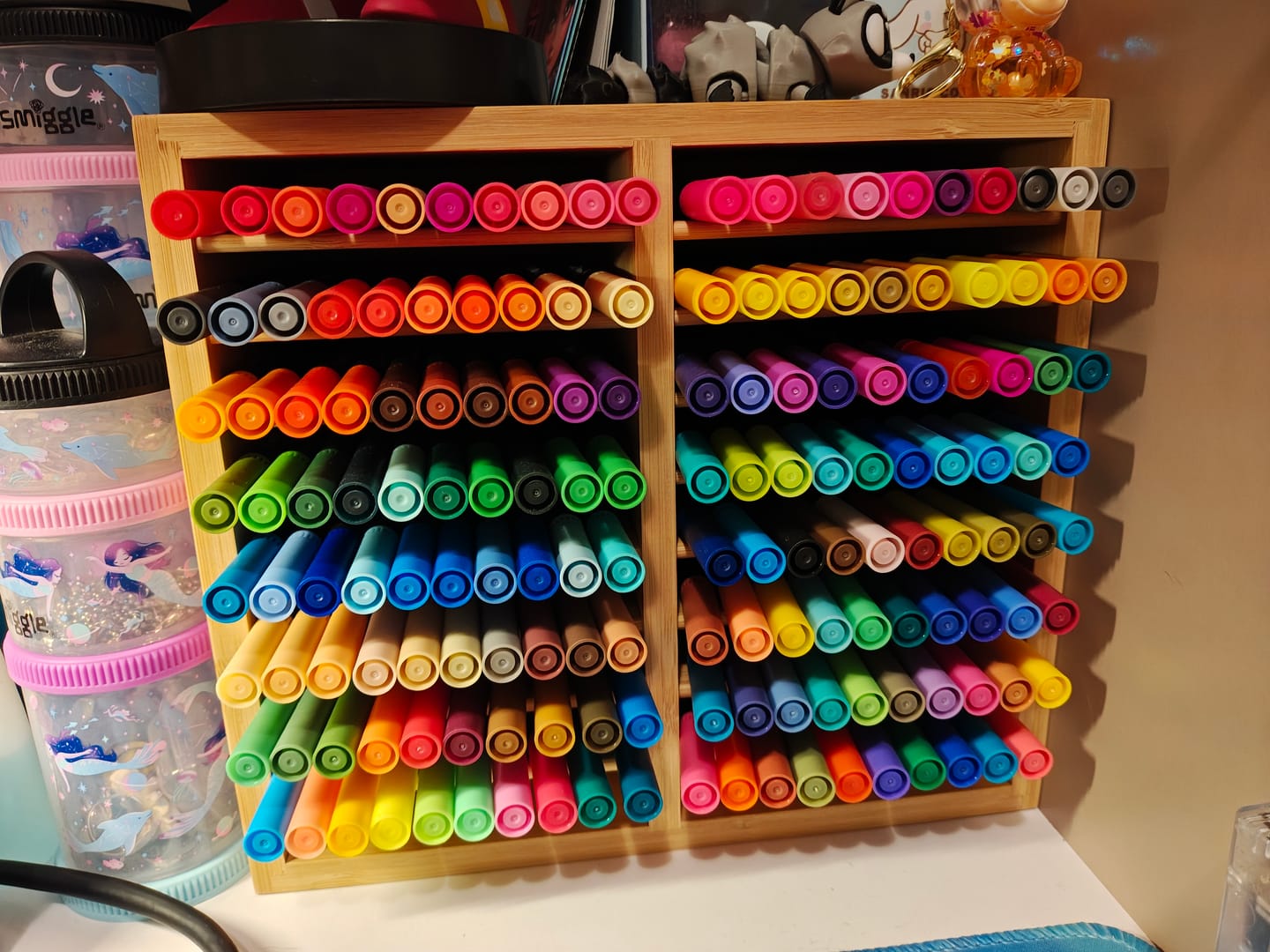 Customer photo review of Ohuhu Bamboo Marker Organizer