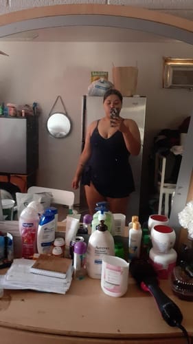 Customer photo review of Emoswim - Damen Bauchweg Slim Fit Badeanzug