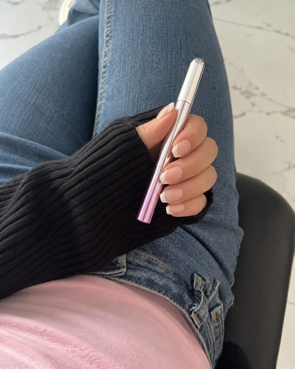 Customer photo review of Vernice Pluma de Gel