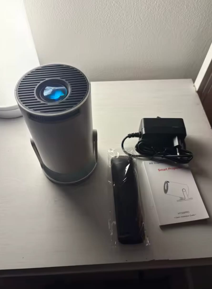 Customer photo review of Nubbi™ Proyector Inteligente