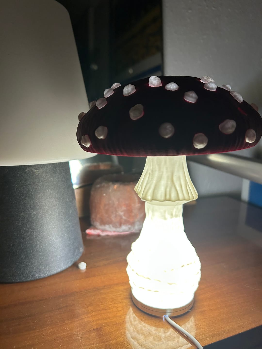 Customer photo review of Pilzlampe Fliegenpilz – Handgefertigte LED-Tischlampe aus Heidelberg