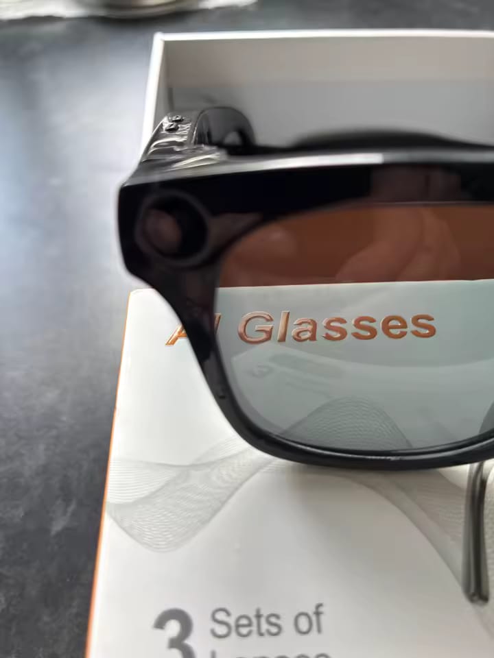 Customer photo review of LUMIS™ - Les lunettes connectées qui réinventent votre quotidien