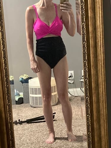 Customer photo review of Emoswim - Damen Badeanzüge Bauchweg Cut-Out High Waist Bademode Wickeloptik Rückenbindung