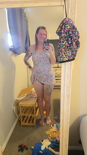 Customer photo review of Emoswim - Badekleid Badeanzüge für Damen Bauchweg Badekleider Rock Bademode