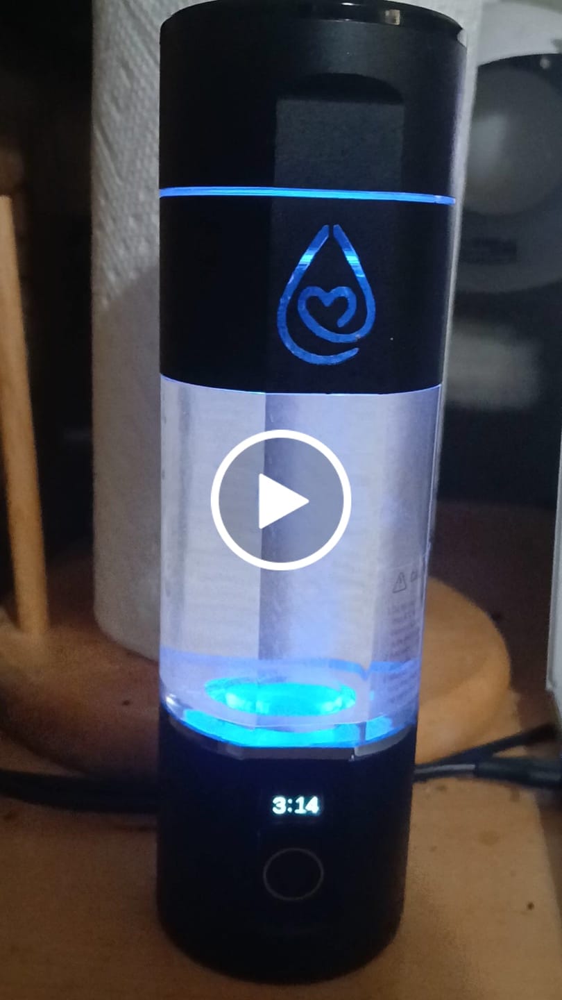 Customer video review of Dr.Water Hydrator Pro - 8000ppb Hydrogen Water Bottle