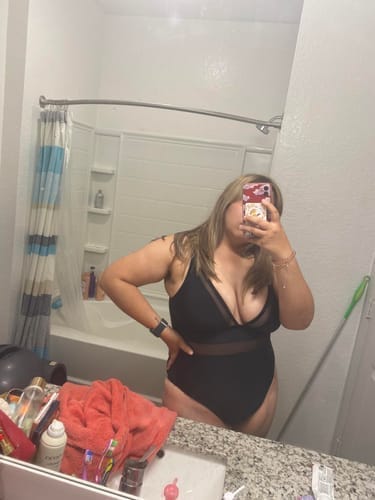 Customer photo review of Emoswim - Damen Große Größen Badeanzug V-Ausschnitt Transparentes Mesh Bauchweg Bademode