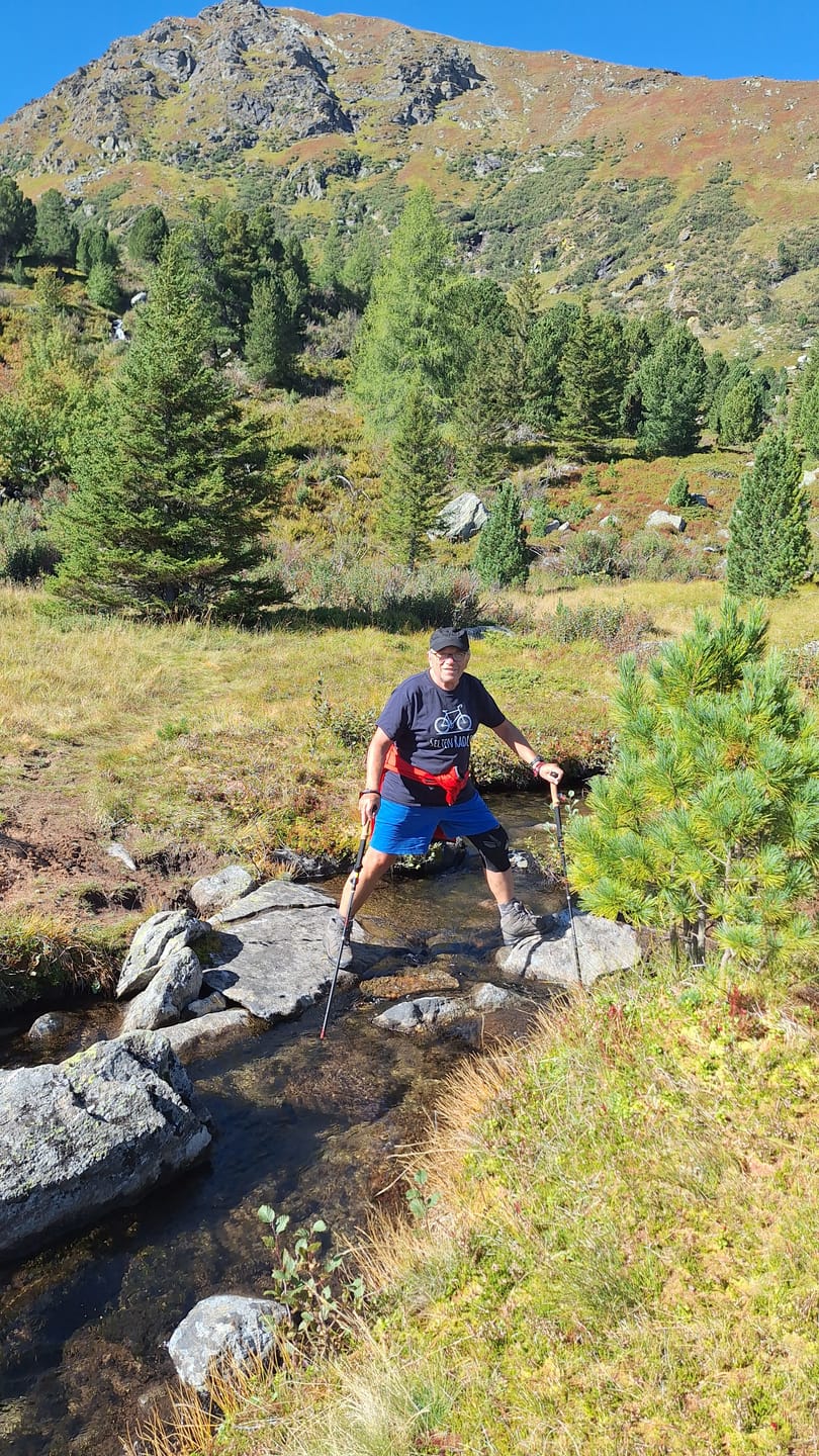Customer photo review of Wanderstöcke Rugova Pro 3 faltbar & höhenverstellbar – Leicht & stabil