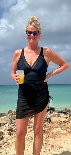 Customer photo review of Emoswim - Damen Badekleid Bauchweg Badeanzüge Schlankmachendes Transparentes Mesh Sarong-Wickelrock Bademode