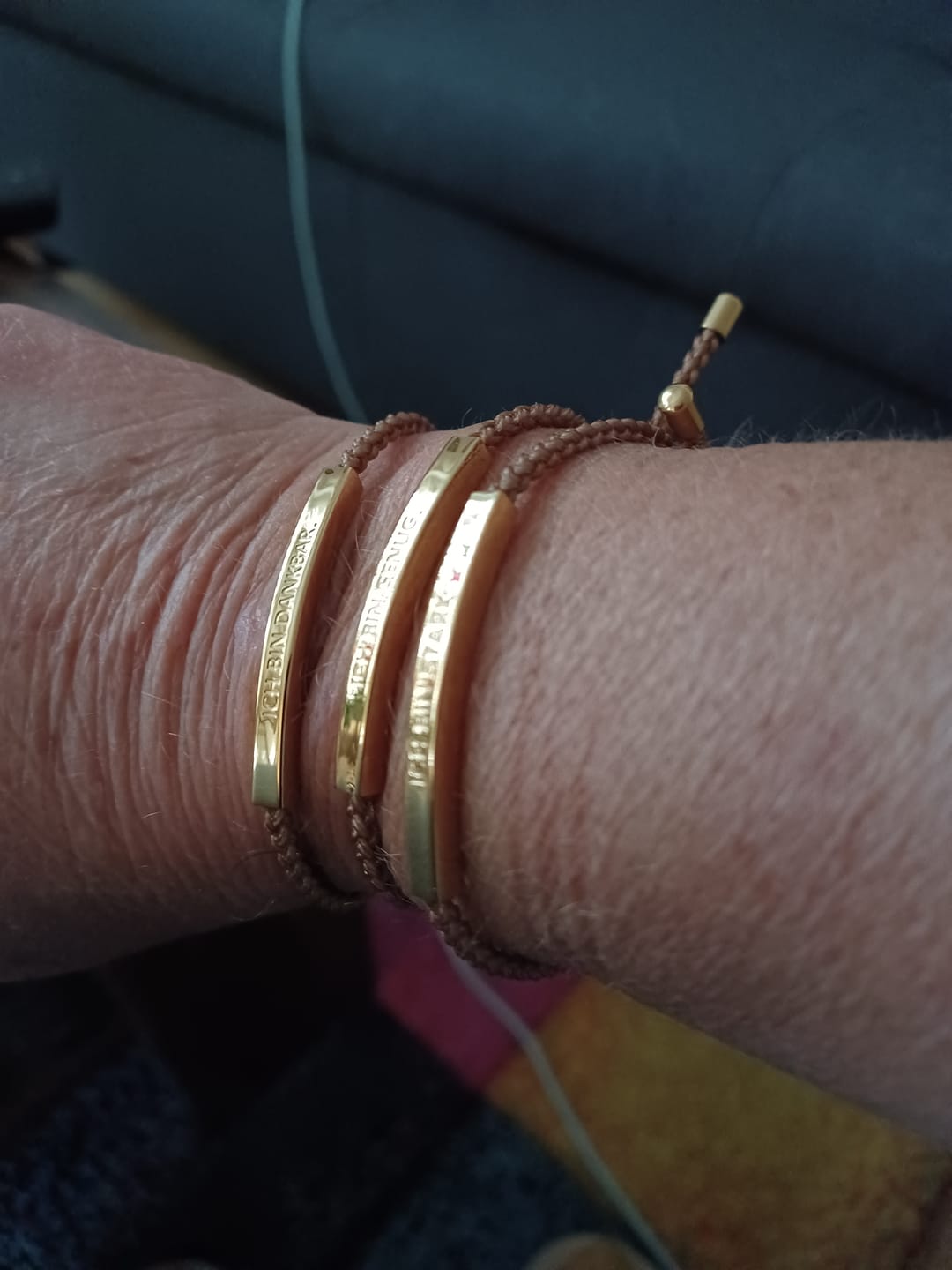 Customer photo review of Armband "Ich bin dankbar."