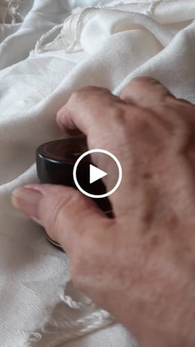 Customer photo review of Harvest & Hive™ Organic Tallow Balm - Made in the UK 🇬🇧