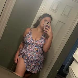 Customer photo review of Emoswim - Damen Badeanzug Bauchweg Bademode Bogenkante Bedeckendes Knoten-Badekleid