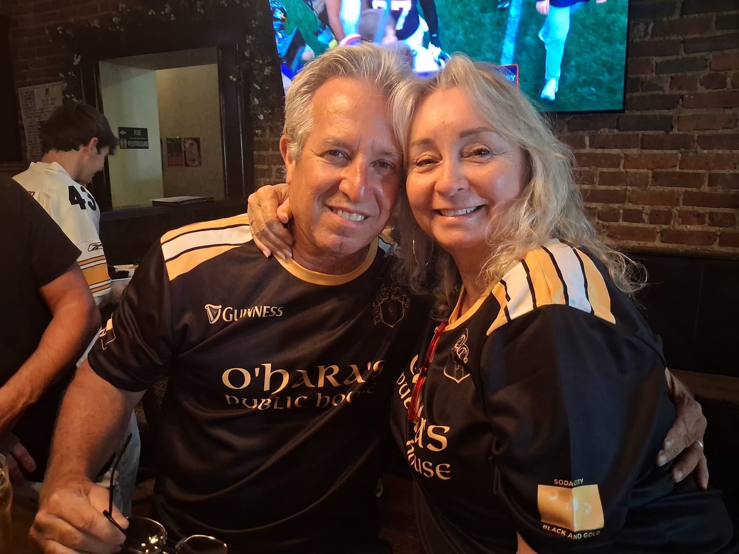 Customer photo review of PRE-SALE: Limited Edition Hometown 803 Black & Gold O'Hara's Public House Jersey