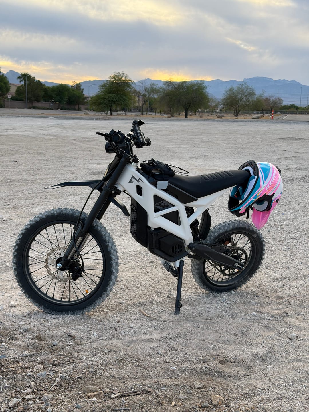 Customer photo review of Eskute® NOVA Beast 5500W Electric Dirt Bike