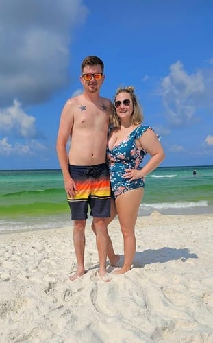 Customer photo review of Emoswim - Badeanzug mit Rüschenärmeln Cut-Out Gerafft