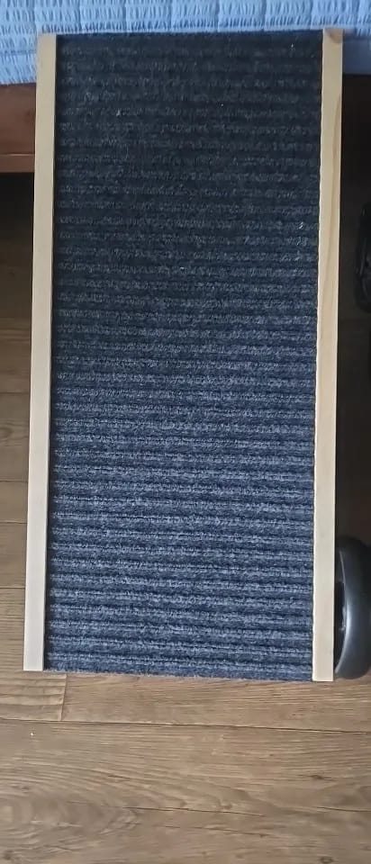 Customer photo review of Gelenkschonende Hunderampe