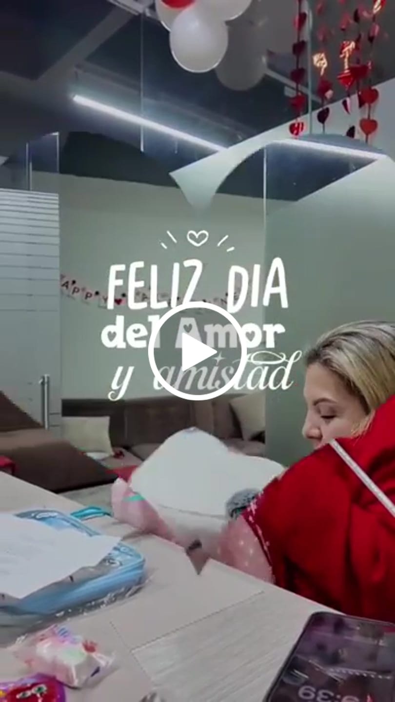 Customer video review of Combo Bolso Viajero Mujer + Cosmetiquera Transparente